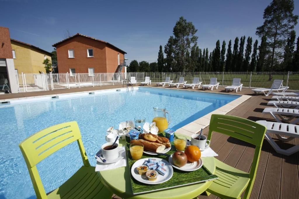 Magnolia Apartment Rivières Екстериор снимка